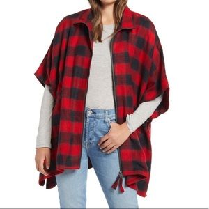 Treasure & Bond Red Plaid Zip Front Cape One Size Fits Most